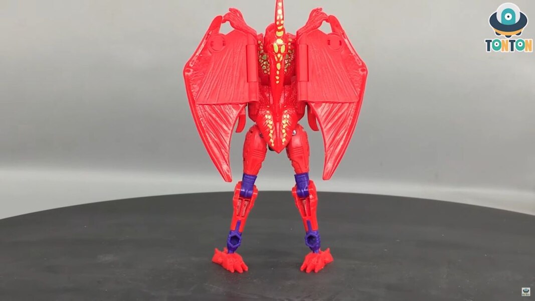 Transformers Legacy Terrorsaur Beast Wars Toy Colors In Hand Image  (4 of 28)